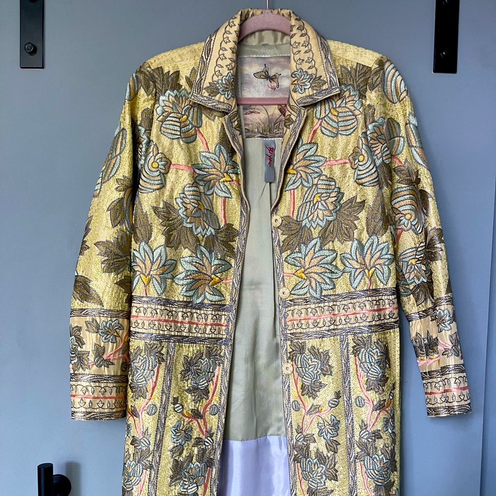 Gorgeous embroidered jacket by Biya, impeccable condition. Perfect for a wedding